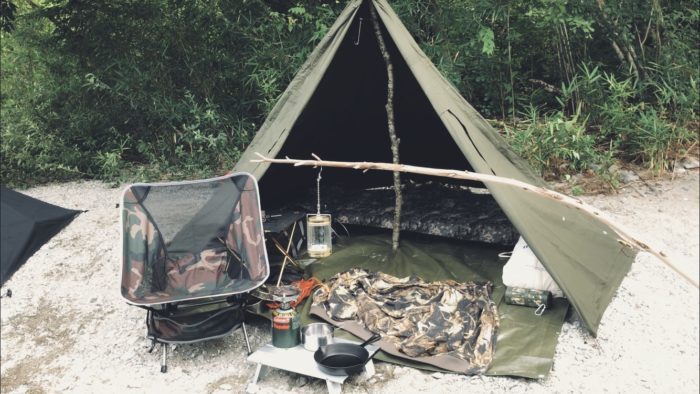 軍幕】男前！ポーランド軍テントの設営方法【ポンチョテント】 | 貧困 